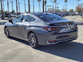 2025 Lexus ES 300h Luxury