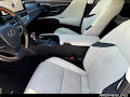 2025 Lexus ES 300h Luxury